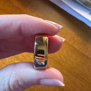 Oura Ring Gen3 Horizon - Gold - Size 7 - Less than a month old